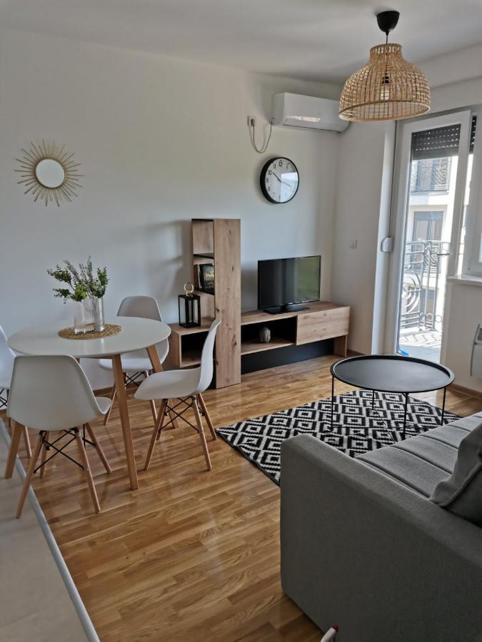 Apartman Kardas Vrnjacka Banja Exterior photo